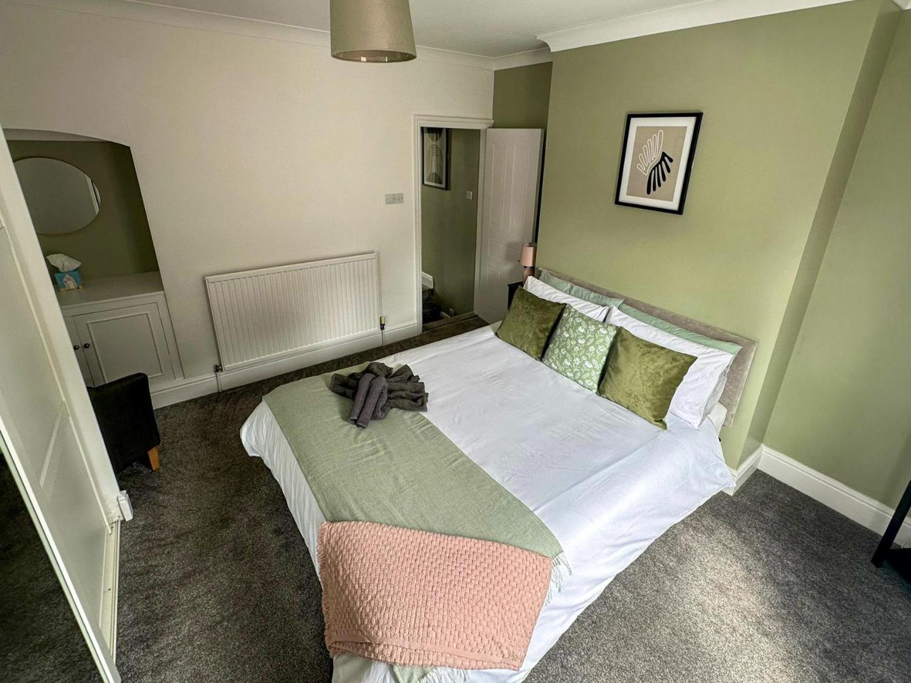 Cecil House - Stylish 2-Bed, Sleeps 5 Guests, Free Parking, Close To Cathedral, Bars & Restaurants Lincoln Zewnętrze zdjęcie